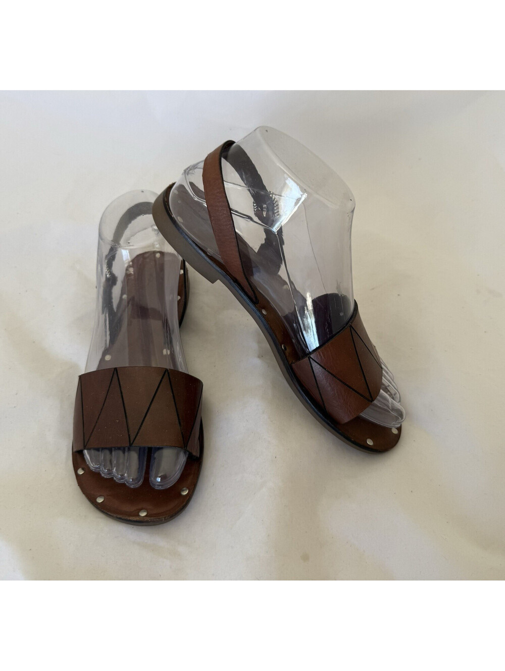 Brighton Asbury Vacchetta Sandals Size 6 1/2 M Caramel Silver Buckle Slip-on